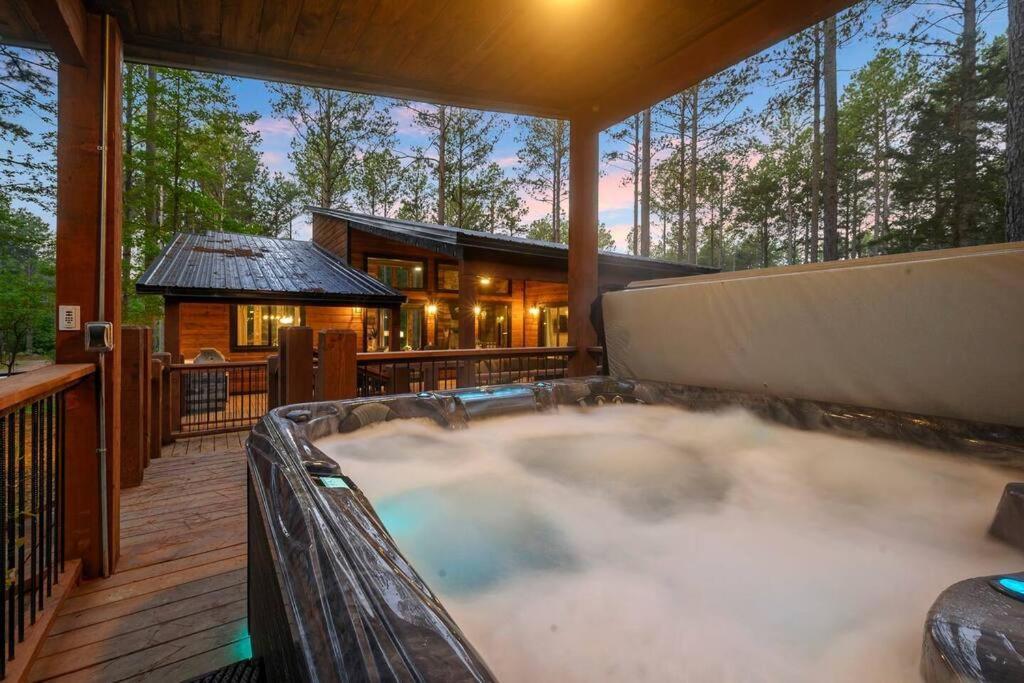 Ember Skye Cabin - 2 Bdr & Bunk Nook/2.5 Bath Broken Bow Exterior foto