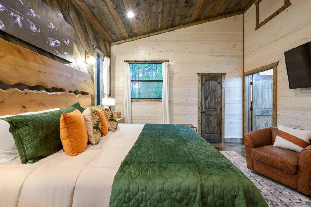Ember Skye Cabin - 2 Bdr & Bunk Nook/2.5 Bath Broken Bow Exterior foto