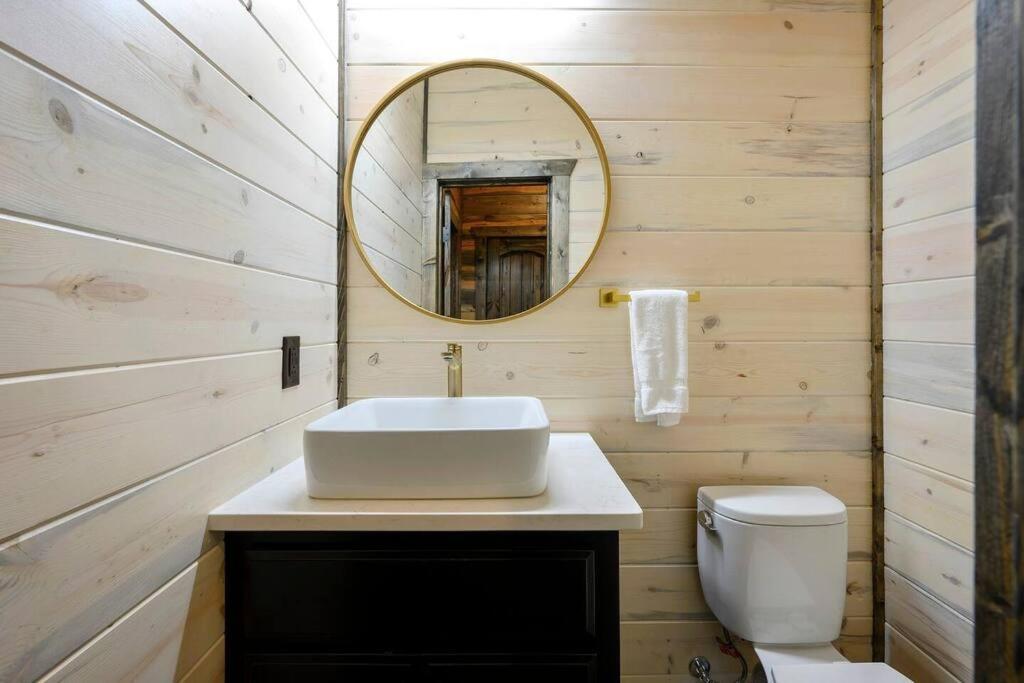 Ember Skye Cabin - 2 Bdr & Bunk Nook/2.5 Bath Broken Bow Exterior foto